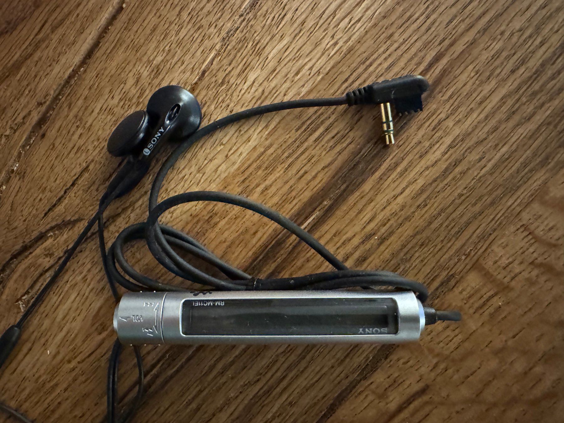 Sony Minidisc: Sony Walkman MZ-R900 MiniDisc | mit mit Dockingstation & LCD – Usato da Oberrohrdorf venduto da ker_5h67 4