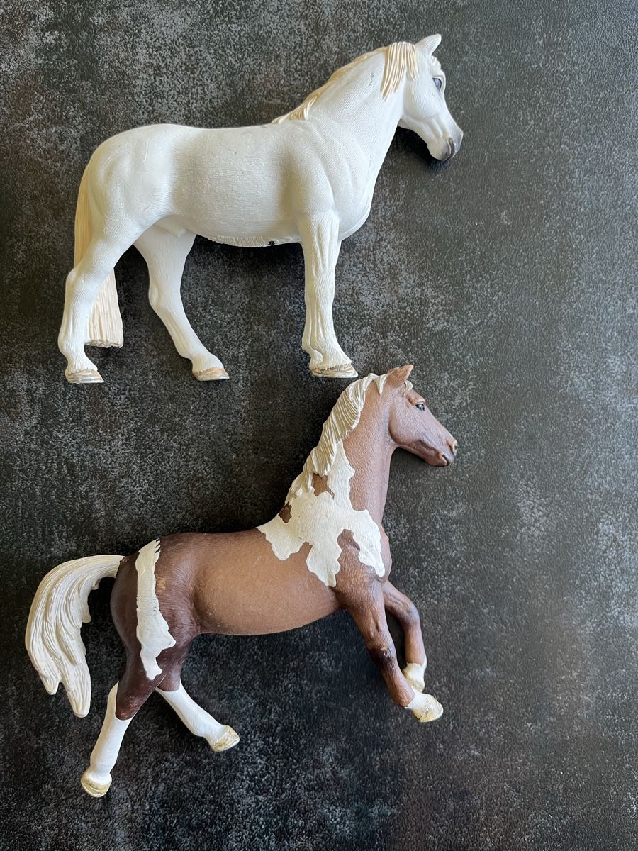 Schleich Giocattoli: Zwei Schleichpferde – Usato da Felsberg venduto da adrio 2