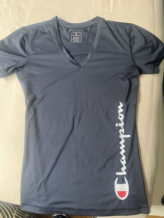 Champion Sport T-Shirt 2 Stück Damen Gr.M Top Zustand!