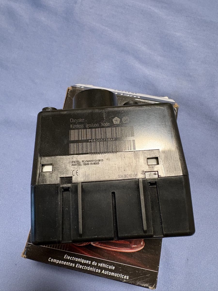 Dodge Tutti pezzi di ricambio auto: Zündschalter Dodge Durango - Jeep Grand Cherokee – Nuovo e nell'imballaggio originale da Emmenbrücke venduto da Mirza1980 2