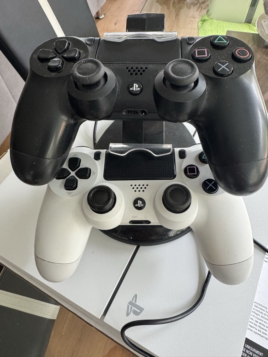 Sony Konsolen: PlayStation 4 weiss 500GB – Gebraucht aus Netstal von Svenswiss 3
