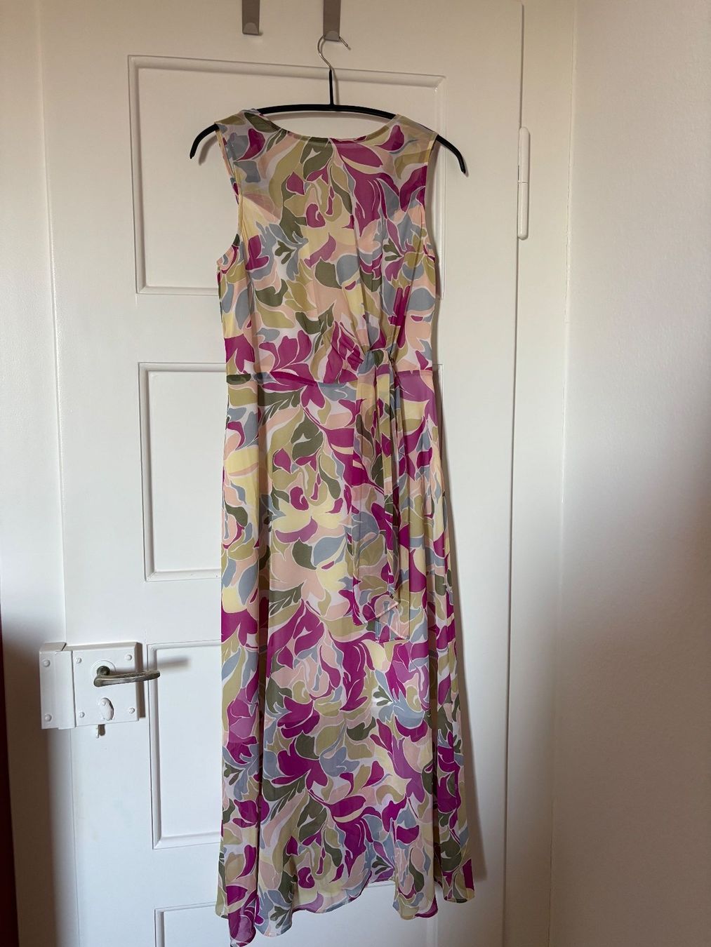 Esprit Robes: Langes, elegantes Sommerkleid von Esprit – D'occasion à Wangen b. Olten par oldies6