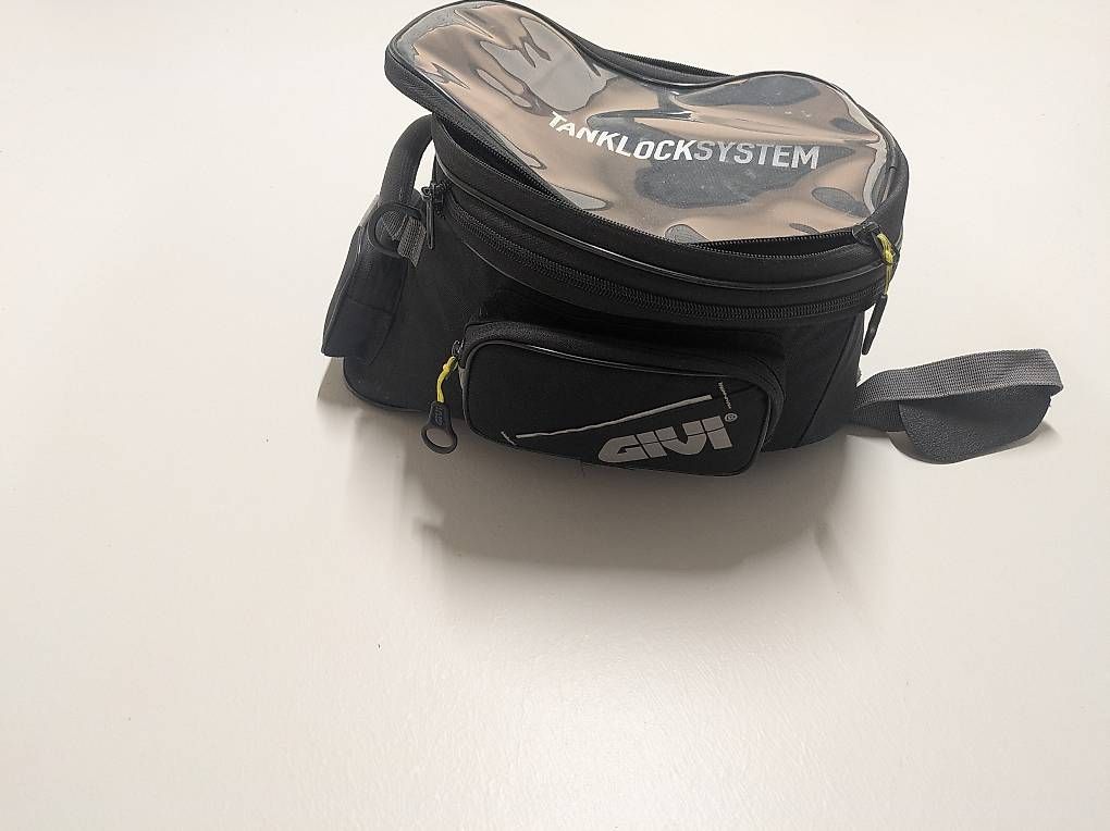 Zaini: Tankrucksack für Mt 09 – Usato da Grosswangen venduto da 5460 1