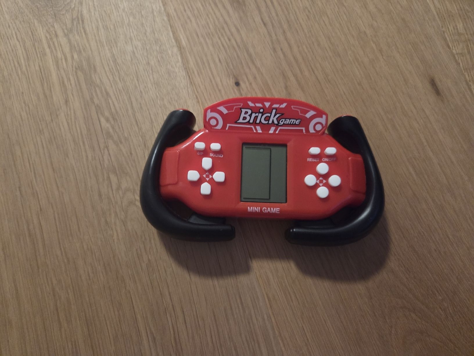 Console: Brick Game Mini Handheld Retro Game Konsole – Usato da Bellach venduto da mela_lela