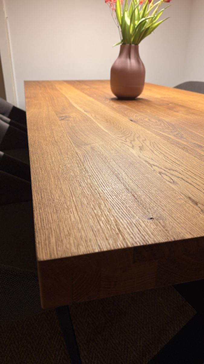 Tavoli: Table en chêne massif – Usato da Corsier-sur-Vevey venduto da BussardS 1