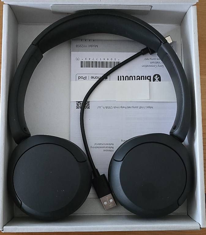 Casques audio: Sony kabellose Kopfhörer schwarz – D'occasion à Wigoltingen par lumpich