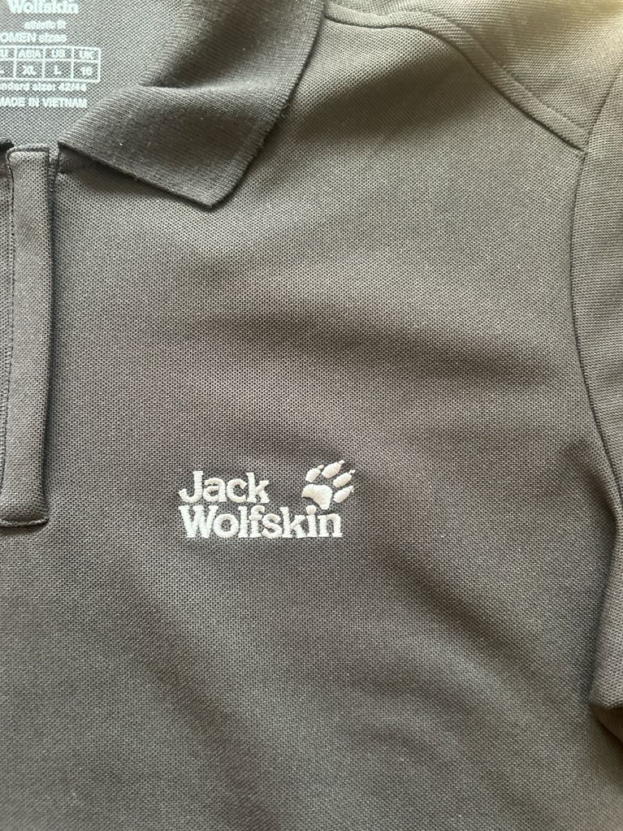 T-shirt: Polo Shirt Jack Wolfskin – Usato da Bern venduto da 44RewornHunter 1