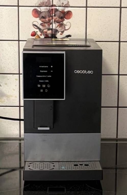 Kaffeemaschinen & Espressomaschinen: Macchina da Caffè Automatica Cecotec – Gebraucht aus Novazzano von jen_hx8j