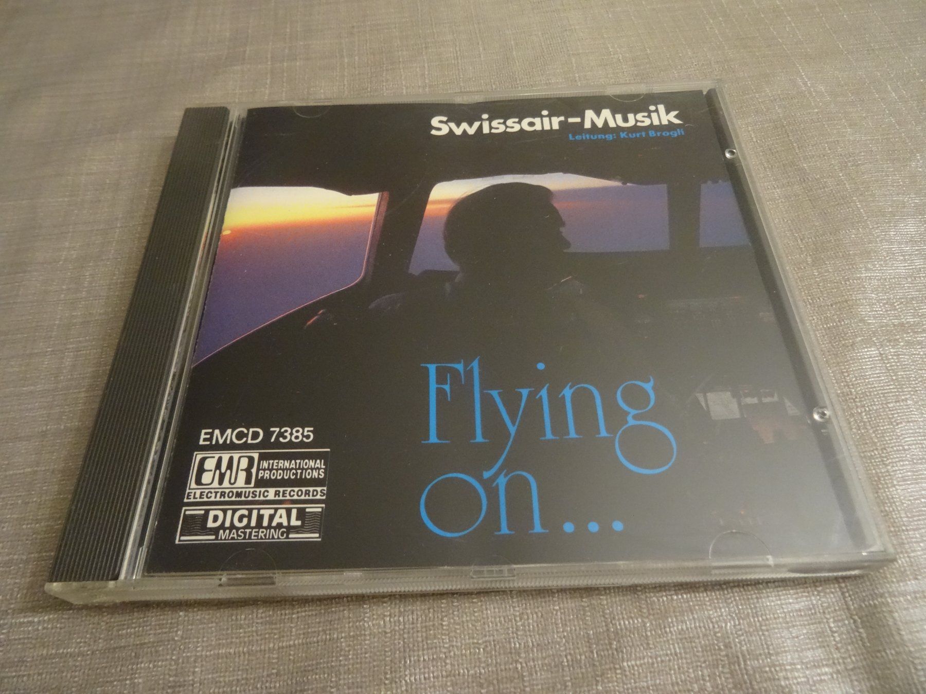 CDs: Swissair Musik - Flying On CD - Kurt Brogli CD – Gebraucht aus Olten von Disc-Ausverkauf