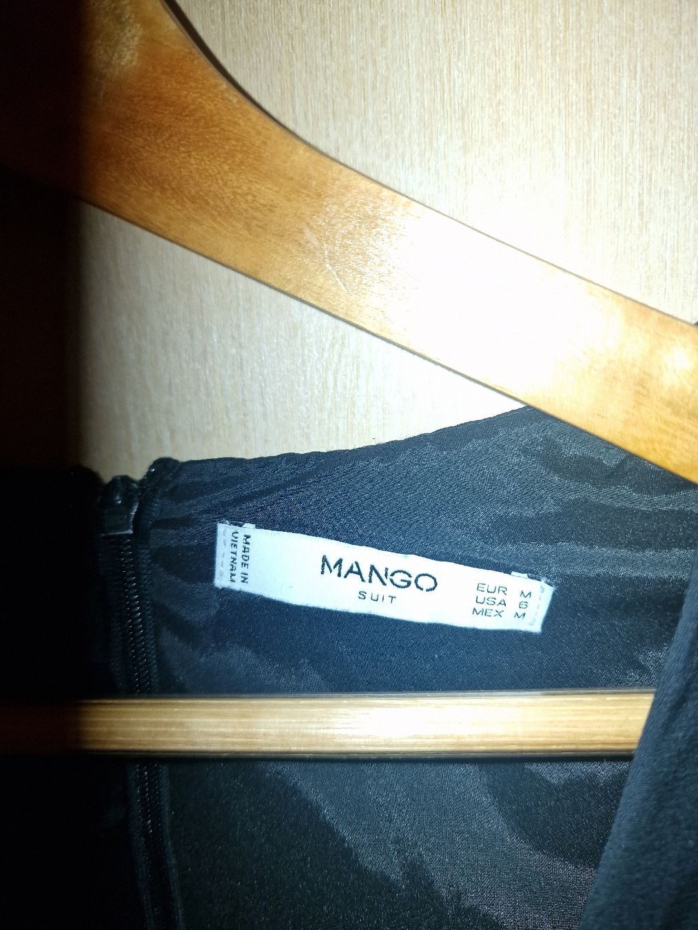 Mango Vestiti: Schwarzes Mango Kleid – Usato da Winterthur venduto da Winti1993 2
