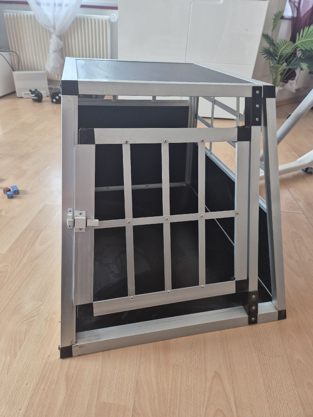 Gabbie, trasporto & Sicurezza: Hunde Transportbox Top Zustand – Nuovo (secondo la descrizione) da wilchingen venduto da Wdavos