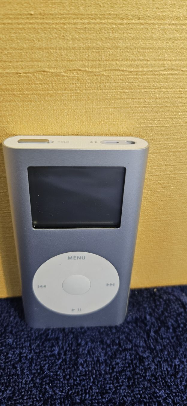 Apple Lettore multimediale portatile: MP3 Player Apple iPod Mini silber  – Usato da Riehen venduto da Herr_Habido 4