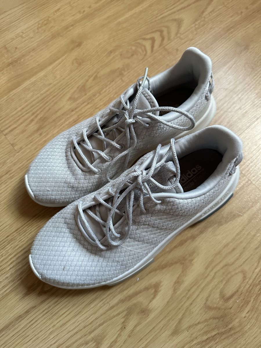Adidas Scarpe da donna: Adidas Sneaker Gr. 38 2/3 oder 5.5 – Usato da Münsingen venduto da Secondhand89 3