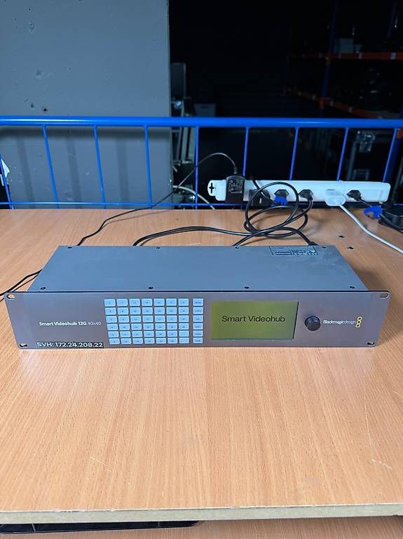 Console di mixaggio: Blackmagic Smart Videohub 12 G 40x40 – Usato da Spreitenbach venduto da samsbird