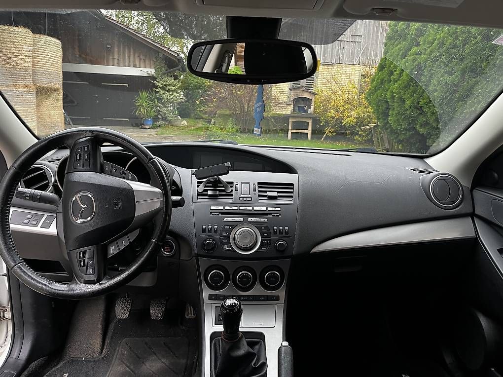 Automobili: Mazda 3 2.2 Diesel  Weiss Metallic  – Usato da Münchenstein venduto da ron_5hmp 2