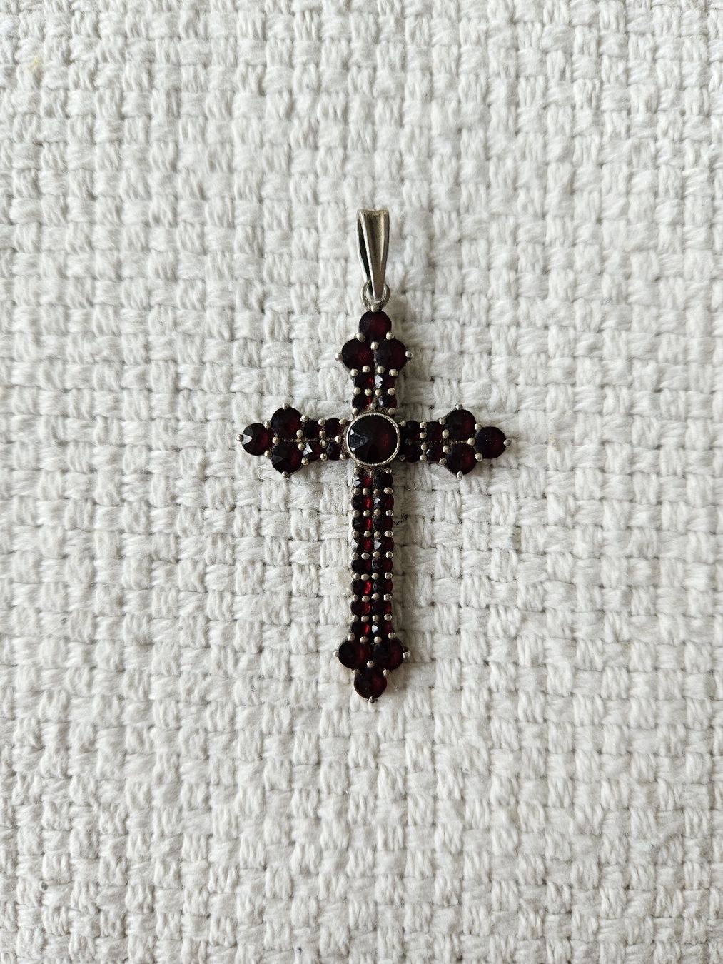 Pendentifs: Kreuzanhänger Silber mit Granat – D'occasion à Meilen par Anaisan 2
