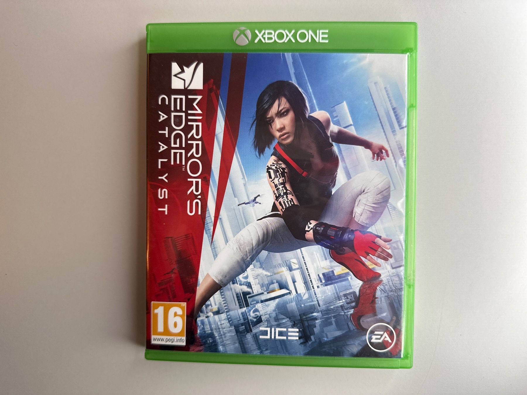 Microsoft Giochi: Mirror's Edge Catalyst - Xbox One – Usato da St.gallen venduto da taduz