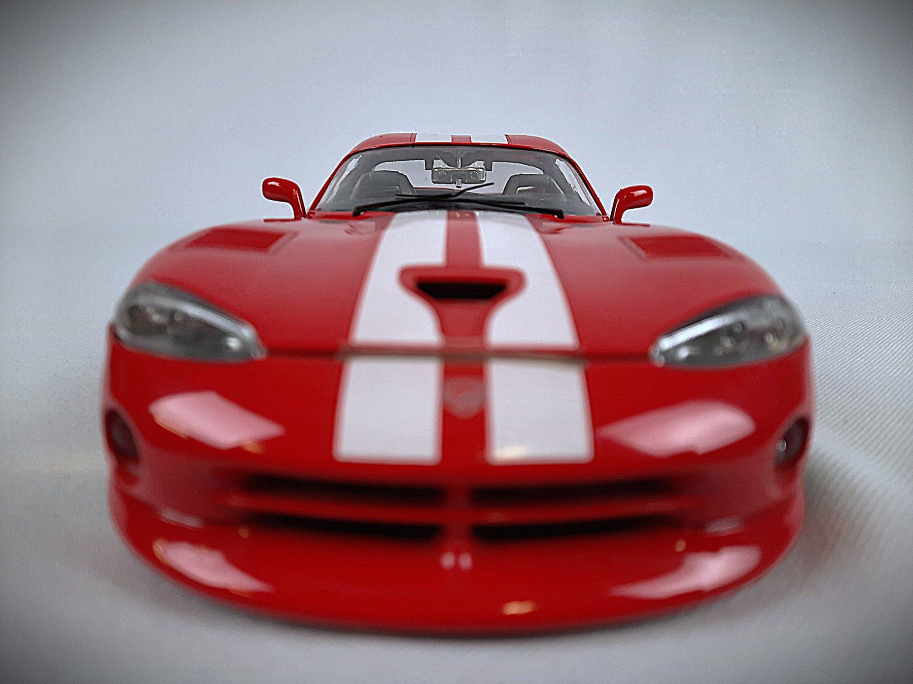 Bburago Modellini d'auto: Modellauto BBURAGO VIPER GTS DODGE 1/18 – Usato da Beinwil am See venduto da Restwert_Beinwil 2