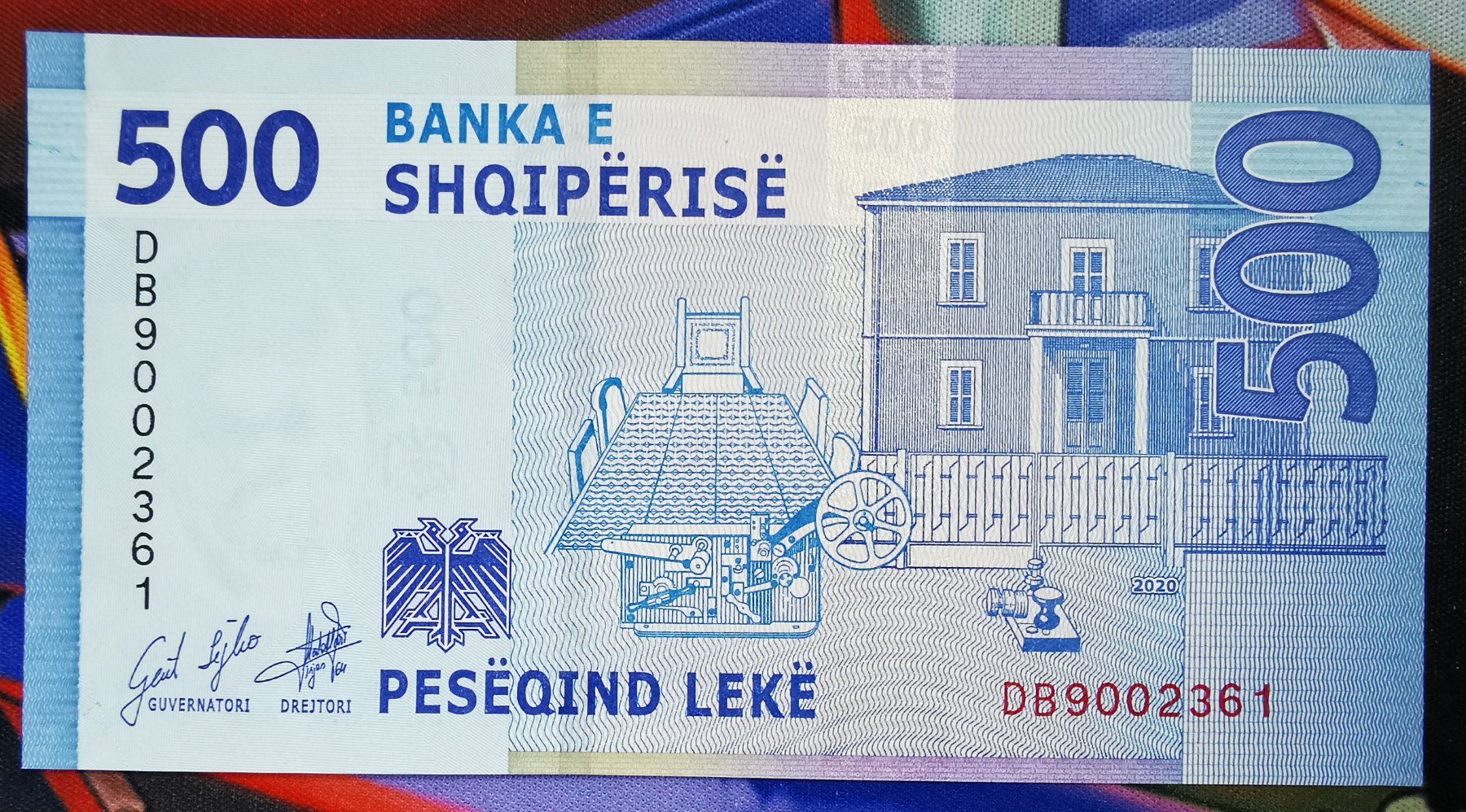 Banconote: Albânia 500 leke UNC – Nuovo (secondo la descrizione) da Cousset venduto da Patricio77 1