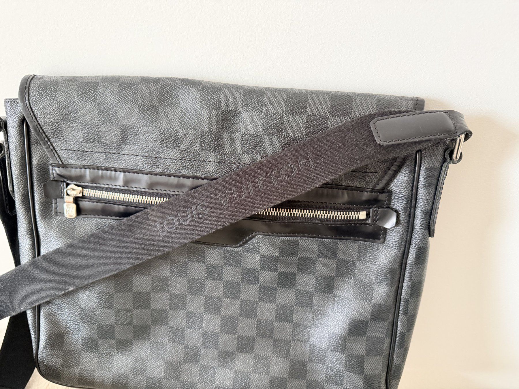Louis Vuitton Borse: Louis Vuitton Daniel MM Damier Graphite - Bon état – Usato da Yverdon-les-Bains venduto da zchtc2012 6