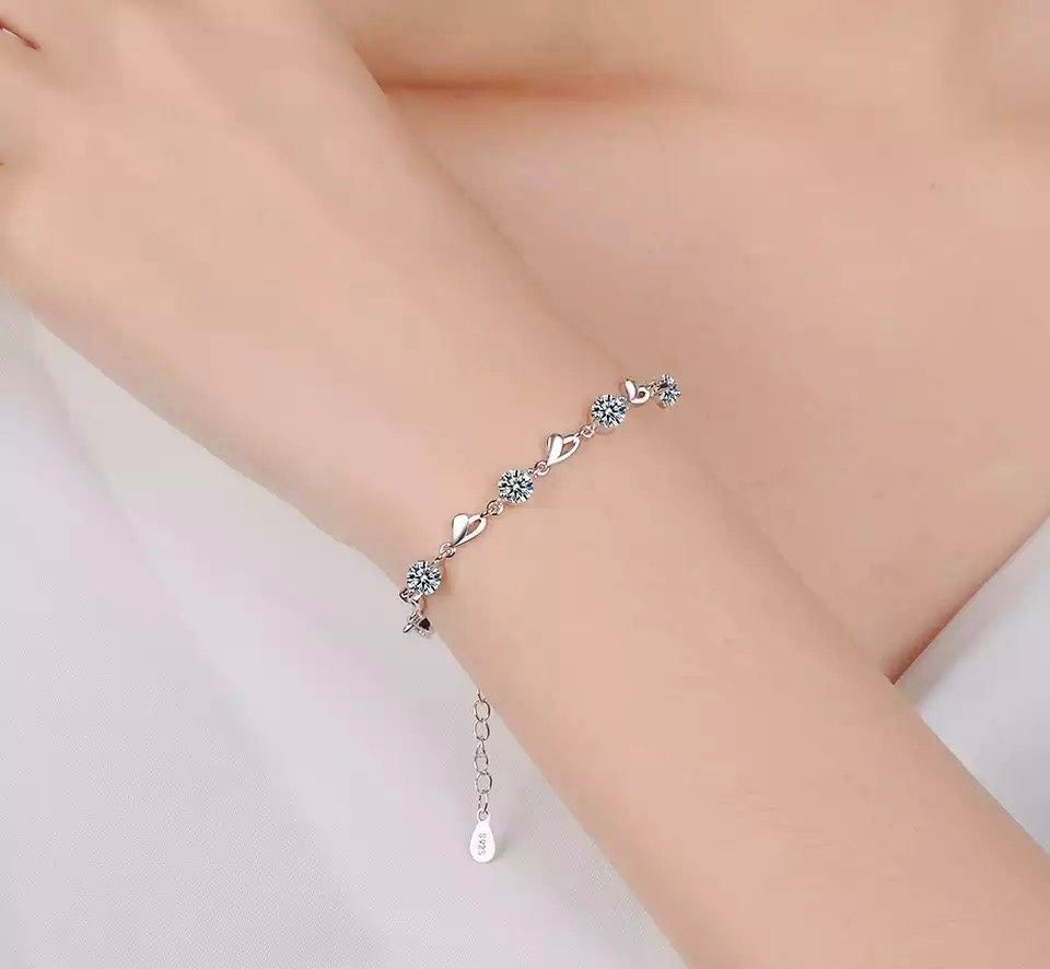Bracciali & Braccialetti: silber armkette mit herz – Nuovo e nell'imballaggio originale da St. Gallen venduto da yatoot26