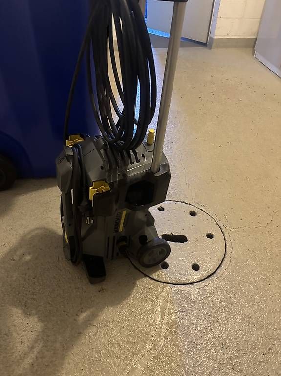 Kärcher Nettoyeurs à haute pression: Kärcher Professional HD 5/11 – D'occasion à Uetendorf par jenna179 3