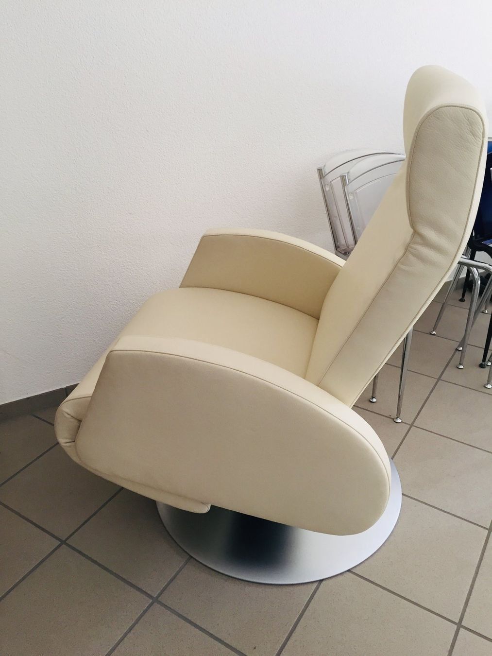 Sessel: Relax-Ledersessel "Cabo" mit Motor – Neu (gemäss Beschreibung) aus Olten von Metacomet 1