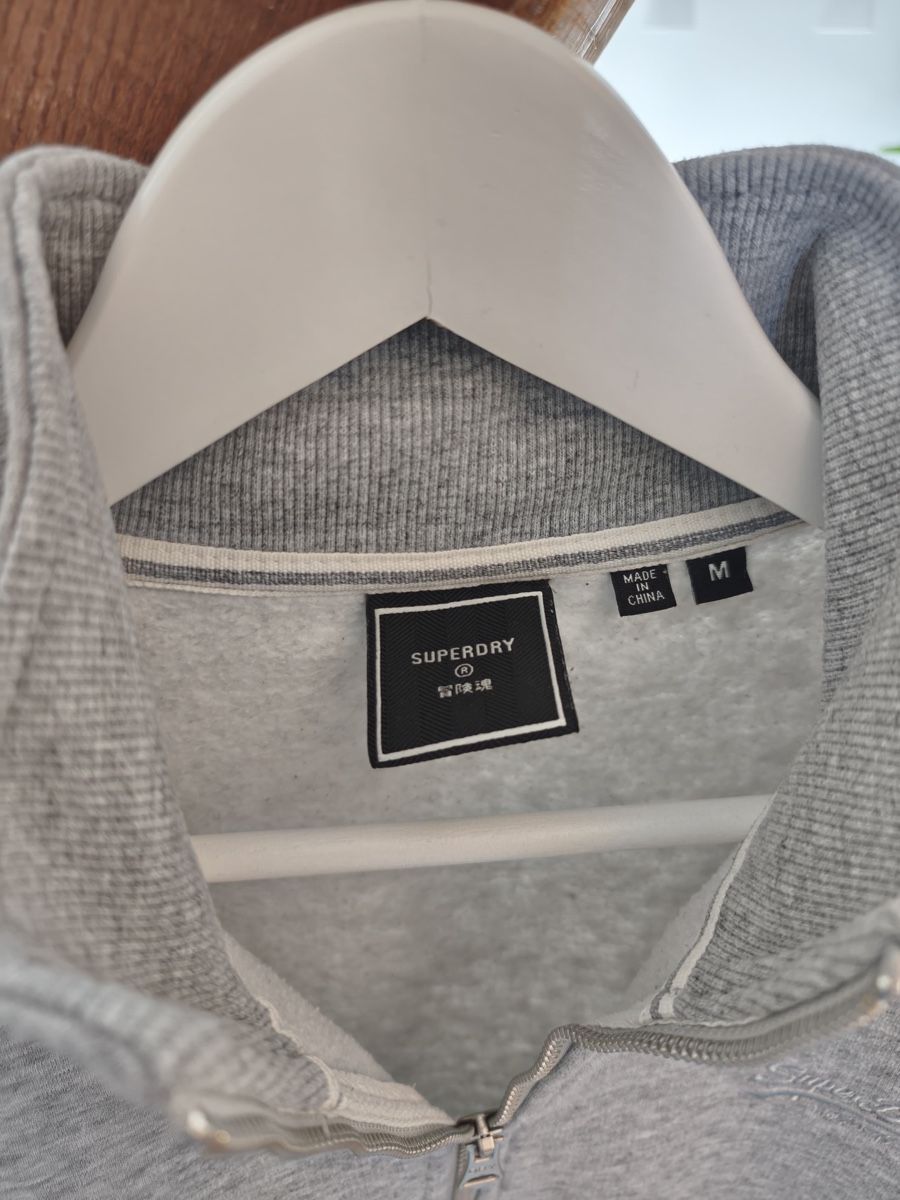 Superdry Maglioni & Felpe: Grauer Pullover mit Kragen & Zip von Superdry in Grösse S – Usato da Staufen venduto da raphrow 1