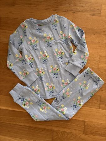 Schönes Pyjama Gr. 104, Next, Neu