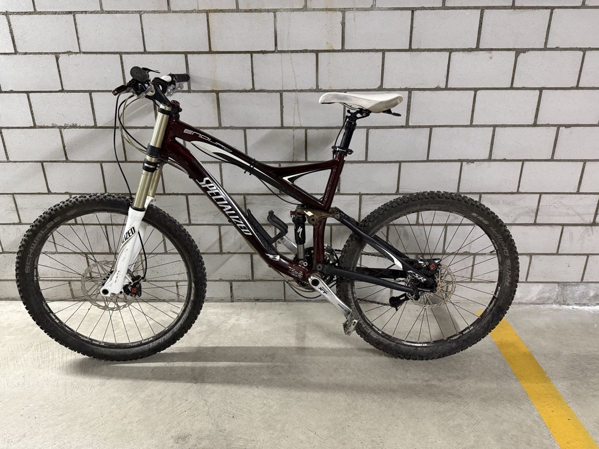 Velos: Top Specialized Enduro Mountainbike – ideal für Frühling! – Gebraucht aus Untersiggenthal von mirellina01
