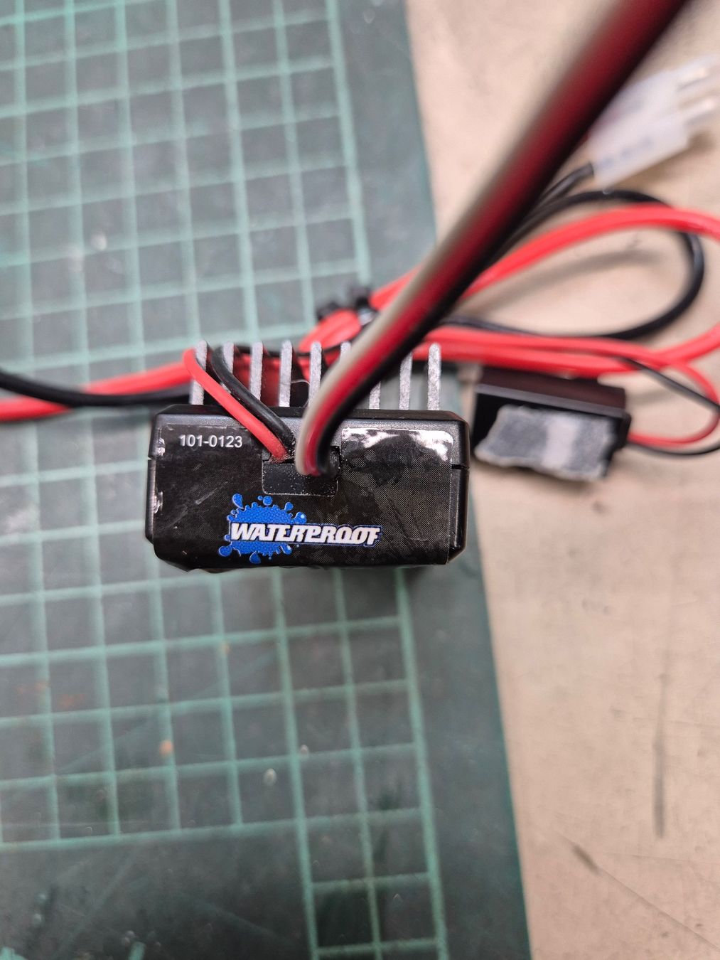 RC4WD Modellismo RC: RC4WD Combo, ESC und Motor – Usato da Bremgarten AG venduto da Beever 2