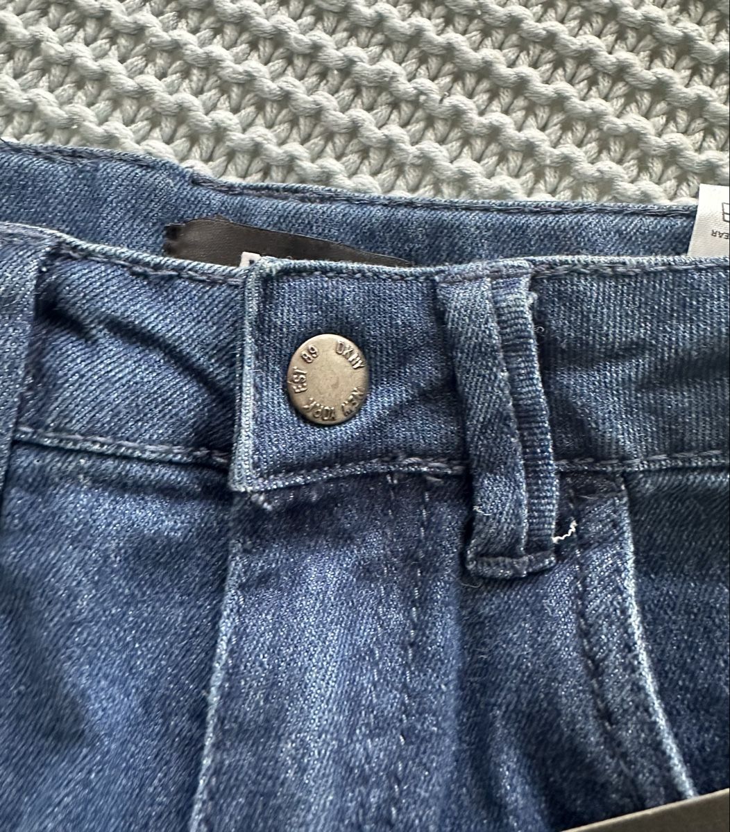 DKNY Pantaloni: Neue Jeans DKNY – Nuovo e nell'imballaggio originale da Dürrenroth venduto da tvy_bh56 2