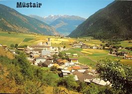 MÜSTAIR gegen die Oetztaler Alpen