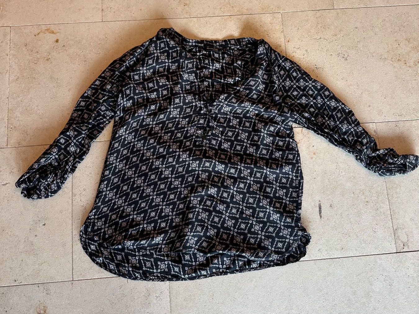Massimo Dutti Chemisiers: Bluse Massimo Dutti Langarm Grösse34 – D'occasion à Buchs SG par Sunie