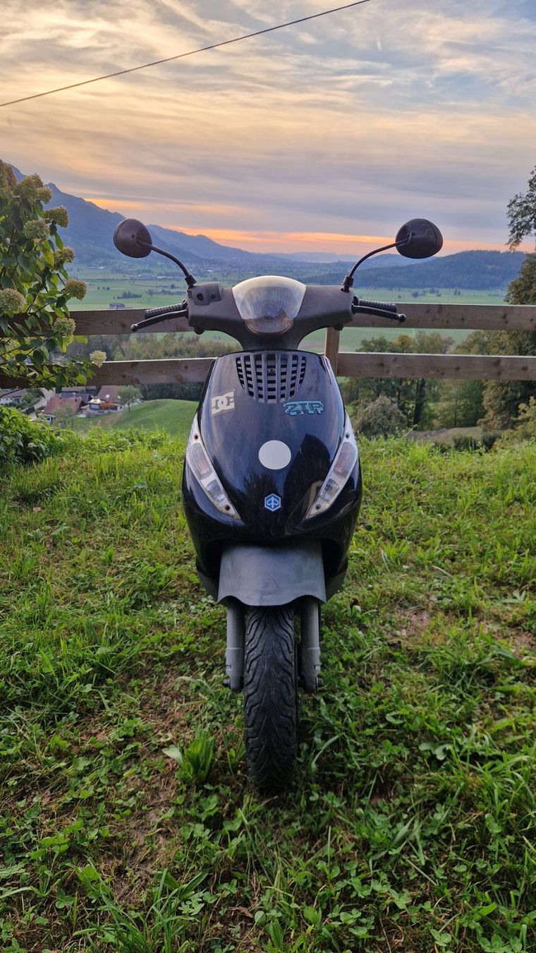 Piaggio Scooter: Piaggio ZIP 50 – Usato da Schänis venduto da Christoph91 2