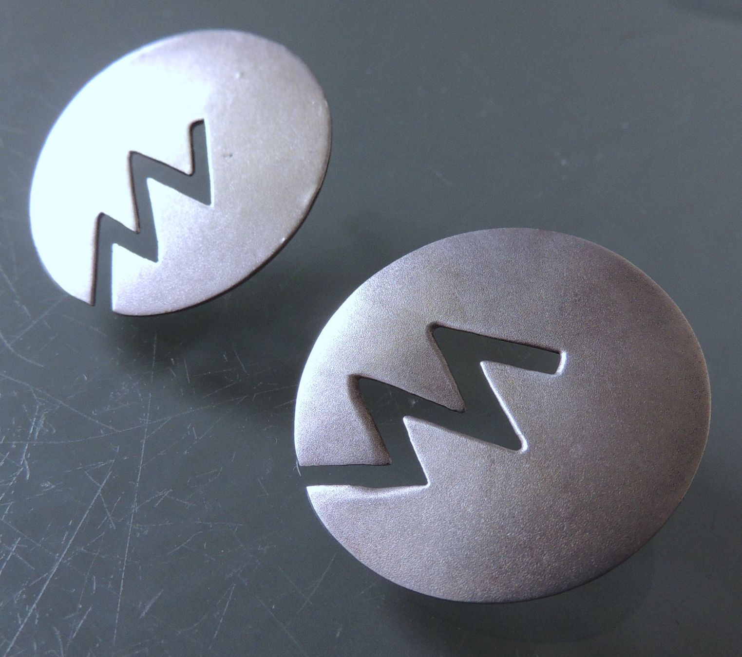 Ohrringe & -stecker: Silber 925 Ohrstecker 32 mm – Gebraucht aus Waldenburg von schaller707