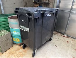 Abfallcontainer 770 lt