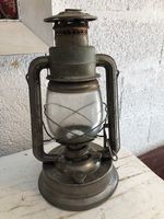 Ancienne lampe à pétrole