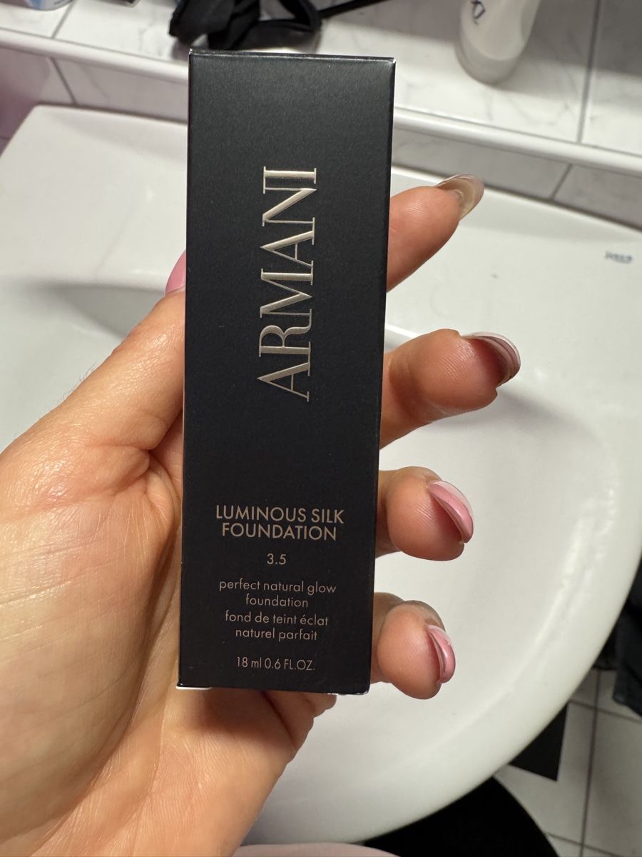 Armani Make-up: ARMANI Luminous Silk Foundation Nr. 3,5  – Nuovo (secondo la descrizione) da Rorschach venduto da Tonia91