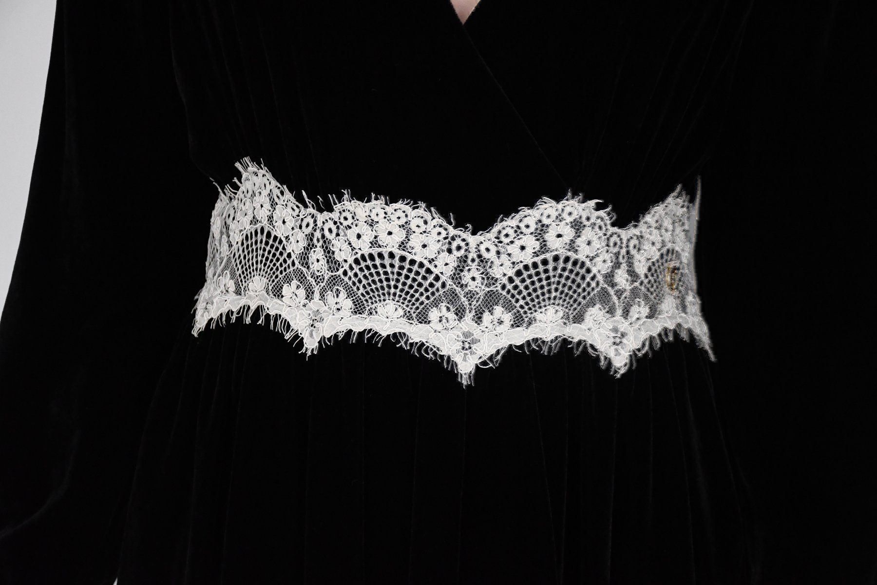 Kleider: neu Kleid von Trussardi gr. 34 36 – Neu und originalverpackt aus Nuglar von Korsika2 4