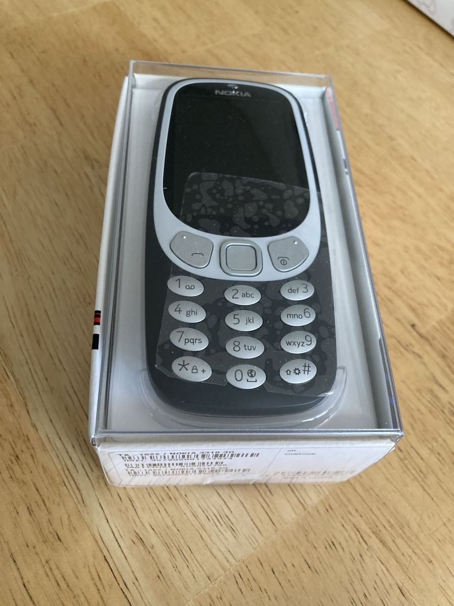 Nokia Handys / Smartphones: Nokia 3310 3G (neu) – Neu und originalverpackt aus Affoltern am Albis von rollotomasi 1