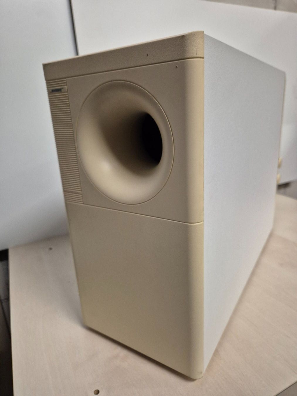 Bose Amplificatori: Bose Soundsystem mit 6 Lautsprecherboxen – Usato da Zug venduto da Peterhans01 1