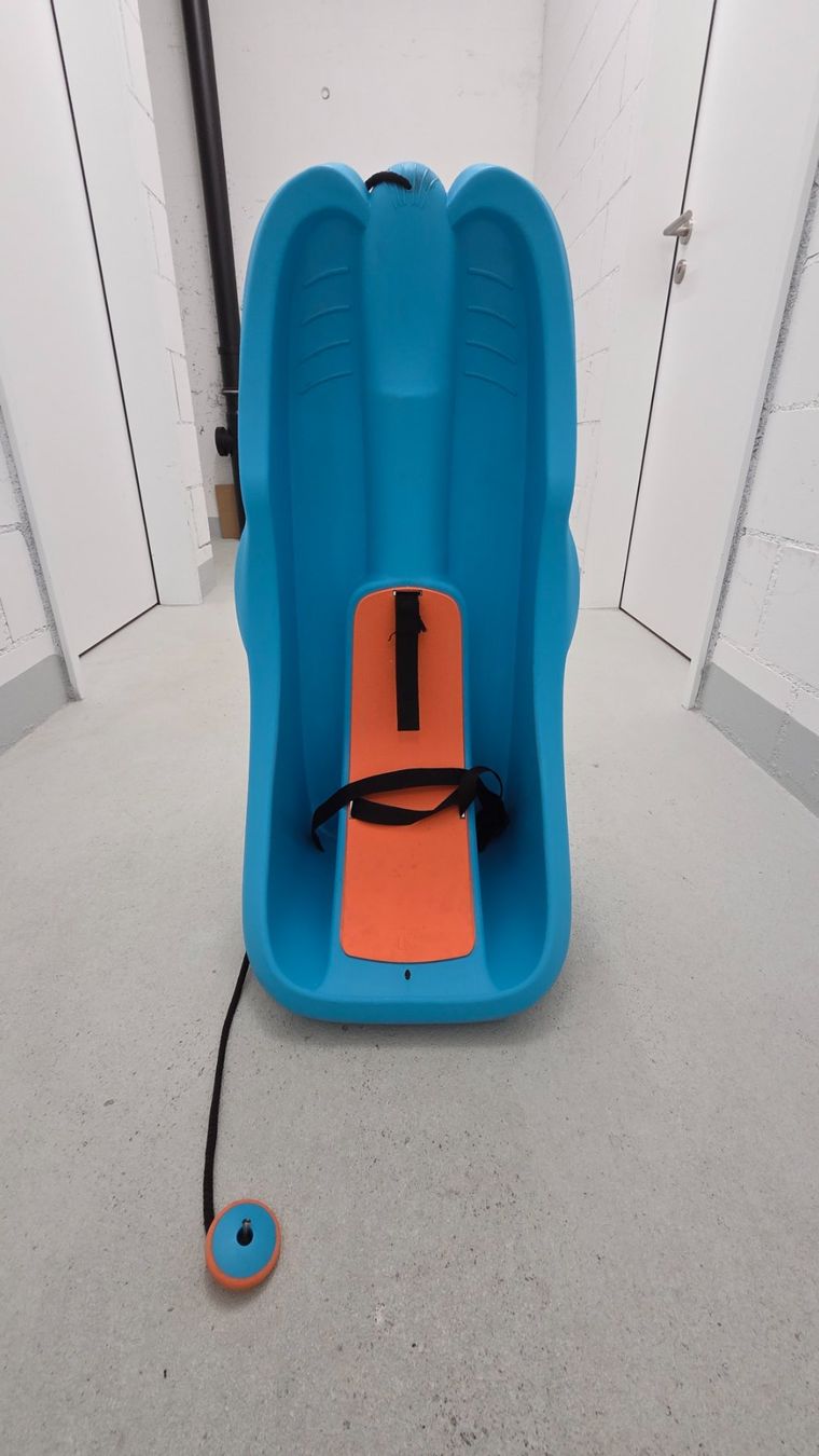 Slitta: Kinderbob mit Sitz und Sicherheitsgurt - wenig gebraucht – Usato da Schwyz venduto da Thomas_H1986 2