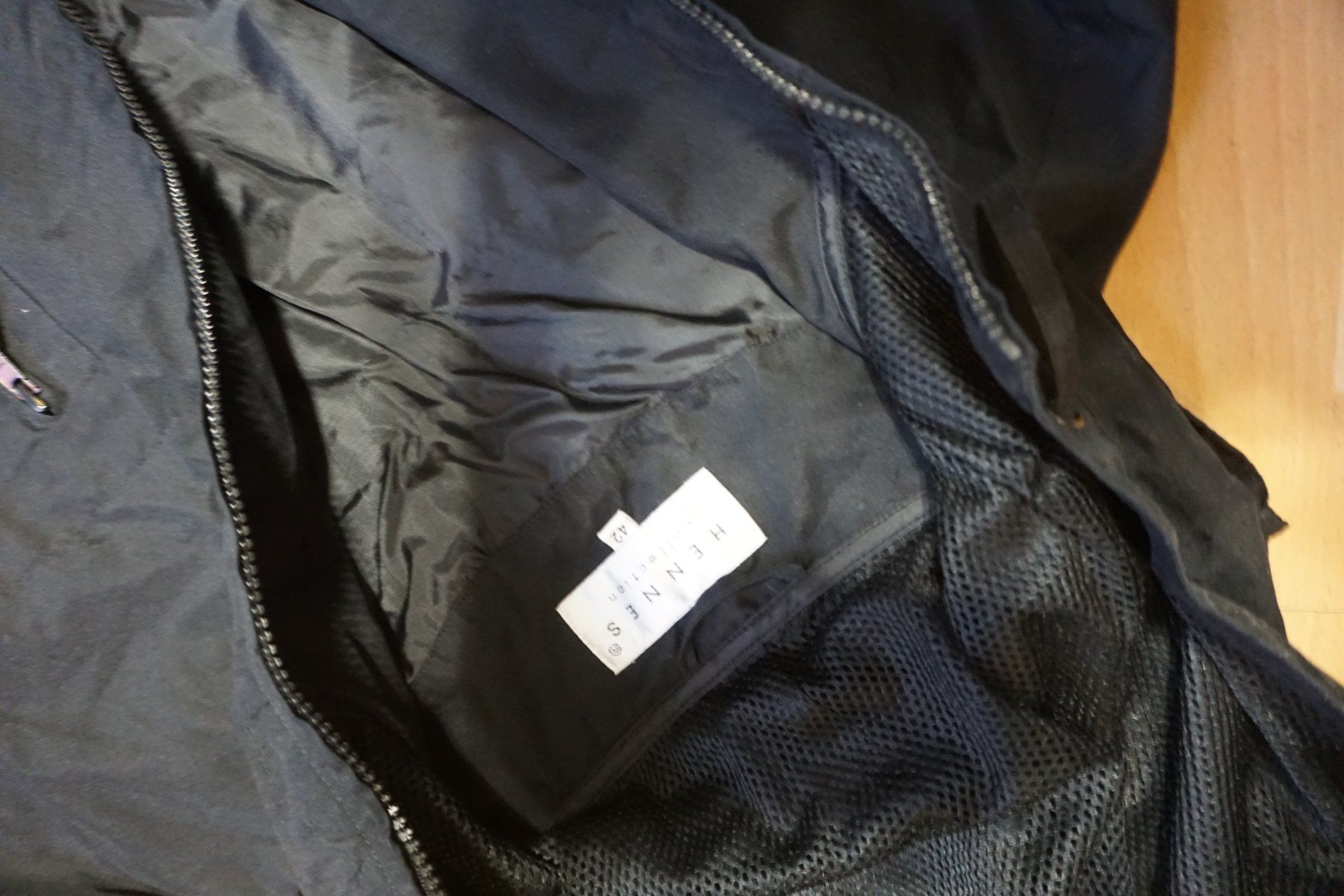 H&M Cappotti: Mantel, Gr. 42 von H&M – Usato da Zürich venduto da einalemjena 4