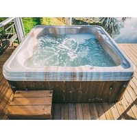 Whirlpool MONACO aus Acryl (Holzbeheizt)