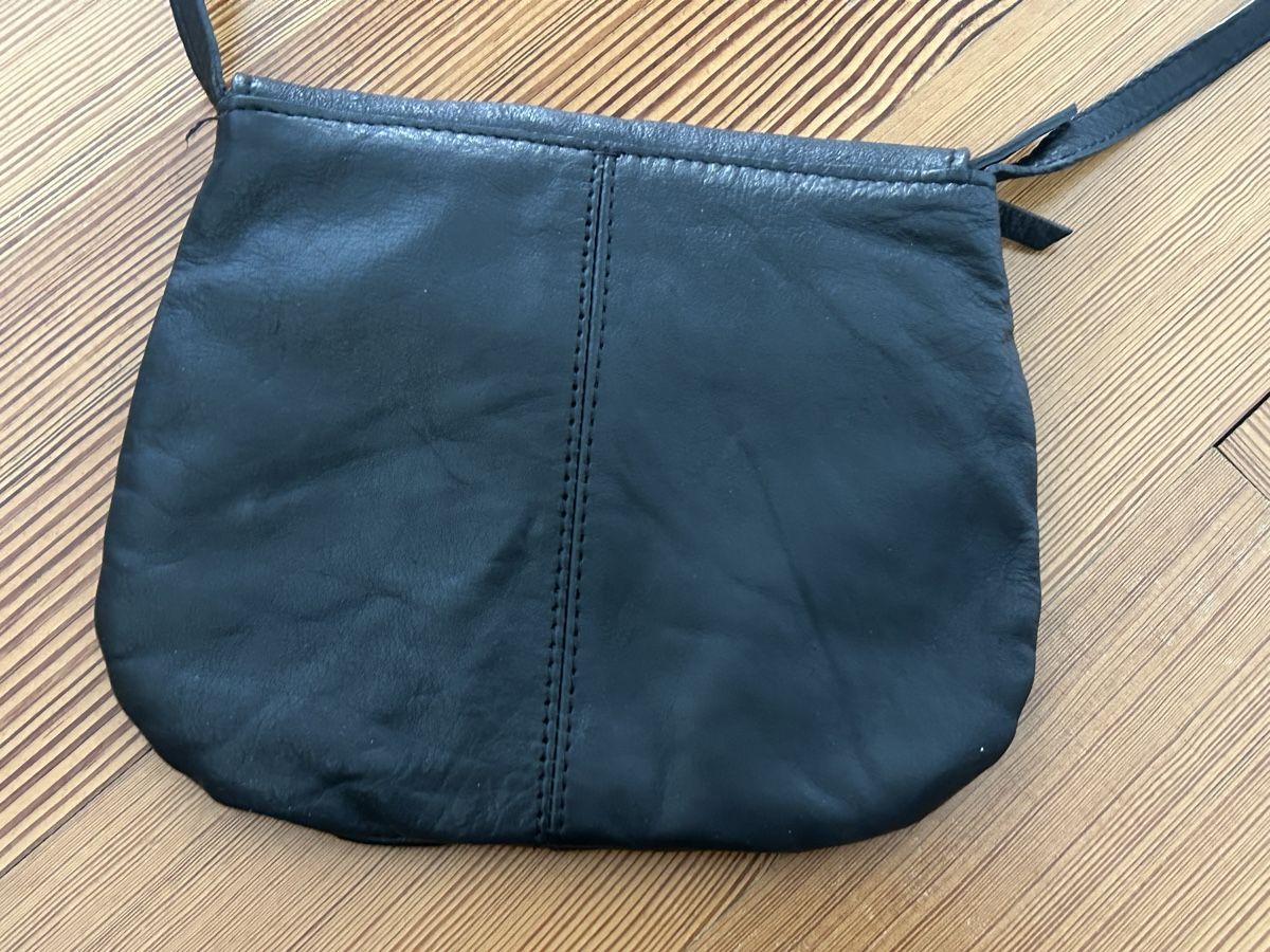 Pieces Sacs femmes: Petit sac en cuir – Neuf (Voir description) à Neuchâtel par Yaya2020 9