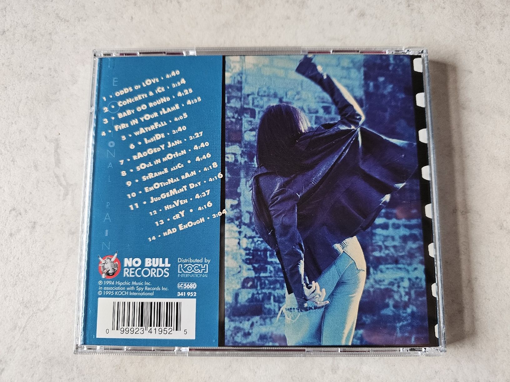 CD: Lee Aaron  -  Emotional Rain – Usato da Schneisingen venduto da backstore24 1