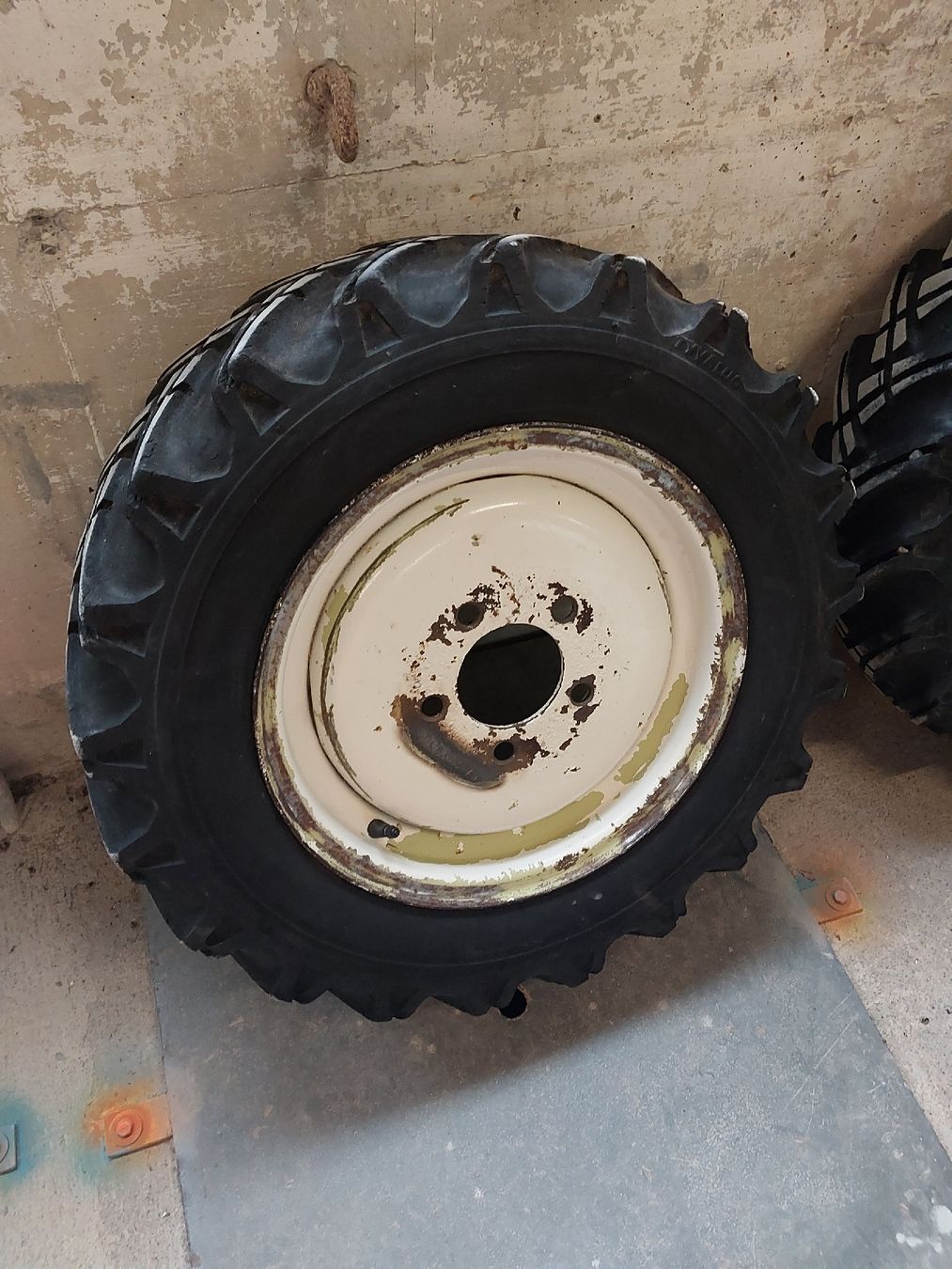 Pneumatici & Ruote complete: AEBI Räder TP Transporter Aebi  – Usato da Stans venduto da Odermatt05 1