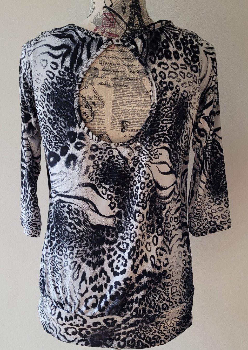 Zebra Pullover & Sweatshirts: 414CV – Pull Zebra - M – Gebraucht aus Savièse von SolidEthique_Marsu74 1