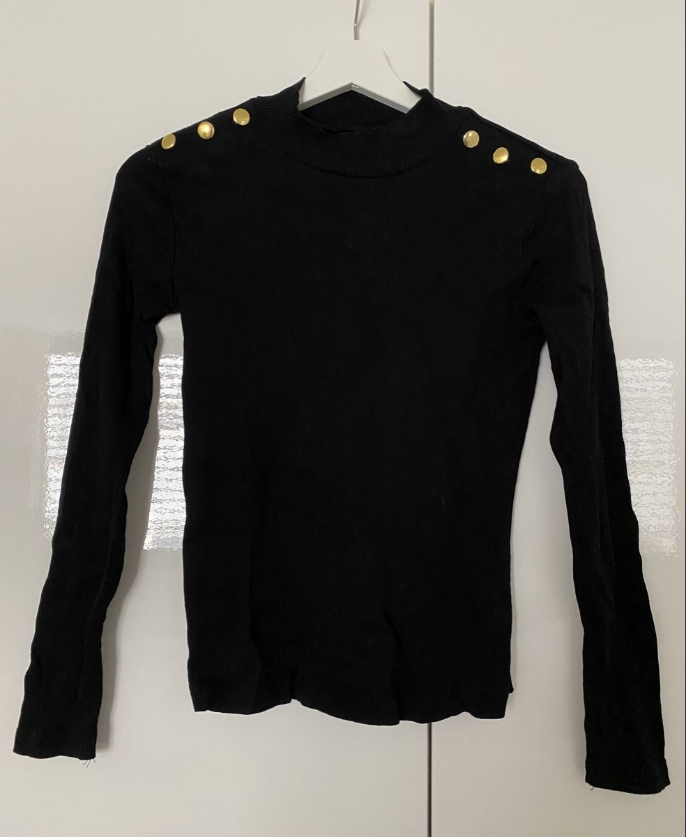 Anna Field Maglioni & Felpe: Anna Field schwarzer Pullover mit Goldknöpfen, Grösse XS – Nuovo (secondo la descrizione) da Rorschach venduto da Vane____